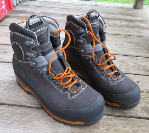 Traditionele bergschoenen